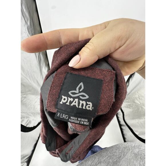 prAna XL Men Flannel Button Up Shirt Hiking Outdoor Organic Cotton M23170384 Z23 - Picture 4 of 9